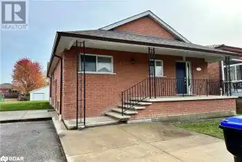 895 FREDERICK Street, Innisfil, Ontario L0L1C0, 4 Bedrooms Bedrooms, ,2 BathroomsBathrooms,All Houses,For Rent,FREDERICK,40677416