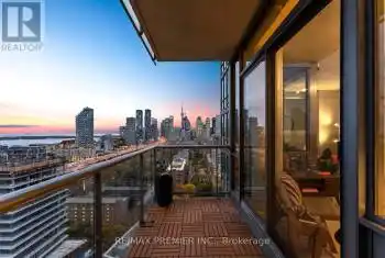 33 Mill Street Unit# 2506, Toronto (Waterfront Communities), Ontario M5A3R3, 2 Bedrooms Bedrooms, ,1 BathroomBathrooms,Condo,For Sale,Mill,C10424258