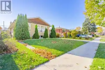 36 Summerfield Crescent, Toronto (Eringate-Centennial-West Deane), Ontario M9C3X3, 4 Bedrooms Bedrooms, ,2 BathroomsBathrooms,All Houses,For Sale,Summerfield,W10424635