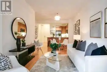 38 The Esplanade Unit# 428, Toronto (Waterfront Communities), Ontario M5E1A5, 2 Bedrooms Bedrooms, ,1 BathroomBathrooms,Condo,For Sale,The Esplanade,C10424461