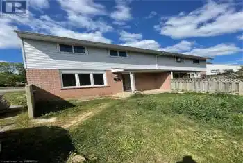 3 SHELDON Street Unit# D, Brantford, Ontario N3T6C1, 3 Bedrooms Bedrooms, ,1 BathroomBathrooms,All Houses,For Rent,SHELDON,40677517