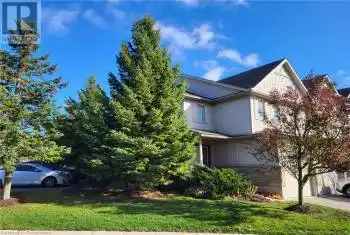 85 BANKSIDE Drive Unit# E34, Kitchener, Ontario N2N3M4, 3 Bedrooms Bedrooms, ,3 BathroomsBathrooms,All Houses,For Sale,BANKSIDE,40677901