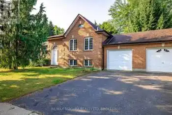 122 Welland Road, Pelham (Fonthill), Ontario L0S1E4, 4 Bedrooms Bedrooms, ,2 BathroomsBathrooms,All Houses,For Sale,Welland,X9361645