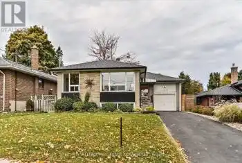 125 Renault Crescent, Toronto (Humber Heights), Ontario M9P1J8, 5 Bedrooms Bedrooms, ,2 BathroomsBathrooms,All Houses,For Sale,Renault,W10427673