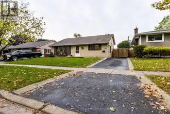 608 Thornwood Avenue, Burlington (Roseland), Ontario L7N3B8, 4 Bedrooms Bedrooms, ,2 BathroomsBathrooms,All Houses,For Sale,Thornwood,W10428105