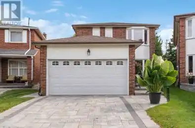 19 Spragg Circle Markham (Markham Village) Ontario L3P5V9