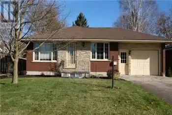 228 BYELAND Drive, Mount Forest, Ontario N0G2L2, 2 Bedrooms Bedrooms, ,1 BathroomBathrooms,All Houses,For Rent,BYELAND,40677160