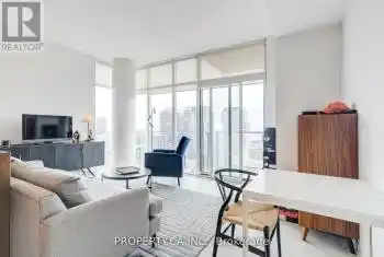 105 George Street Unit# 1905, Toronto (Moss Park), Ontario M5A2N4, 2 Bedrooms Bedrooms, ,2 BathroomsBathrooms,Condo,For Rent,George,C10429052