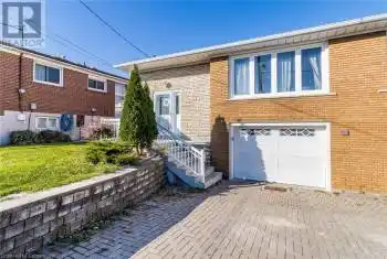 66 ARLETA Avenue, Toronto, Ontario M3L2E7, 3 Bedrooms Bedrooms, ,3 BathroomsBathrooms,All Houses,For Sale,ARLETA,40679006