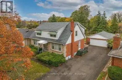 25 Sunning Hill Avenue Hamilton (Sunninghill) Ontario L8T1B3