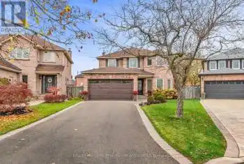 1601 Wintergrove Gardens, Mississauga (East Credit), Ontario L5M3Z9, 4 Bedrooms Bedrooms, ,4 BathroomsBathrooms,All Houses,For Sale,Wintergrove,W10430349