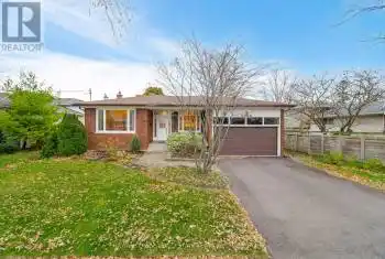 2136 Davebrook Road, Mississauga (Clarkson), Ontario L5J3M7, 4 Bedrooms Bedrooms, ,3 BathroomsBathrooms,All Houses,For Sale,Davebrook,W10430580