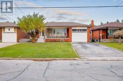 31 Liscombe Road Toronto (Rustic) Ontario M6L3A3