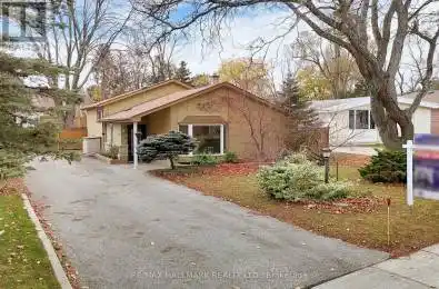 57 Richardson Drive Aurora (Aurora Highlands) Ontario L4G1Z4