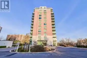 1403 Royal York Road Unit# 213, Toronto (Humber Heights), Ontario M9P0A1, 3 Bedrooms Bedrooms, ,2 BathroomsBathrooms,Condo,For Sale,Royal York,W10429764