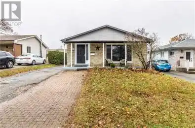 39 KEEWATIN Avenue Kitchener Ontario N2B3M1