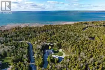 109 PIKE Street, Northern Bruce Peninsula, Ontario N0H1W0, 3 Bedrooms Bedrooms, ,3 BathroomsBathrooms,All Houses,For Sale,PIKE,40679105