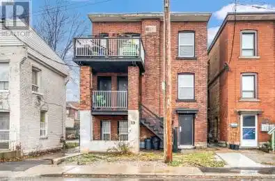 13 WESTINGHOUSE Avenue Hamilton Ontario L8L6E4