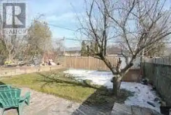 9 Aveline Crescent Unit# (Main), Toronto (Woburn), Ontario M1H2P4, 3 Bedrooms Bedrooms, ,2 BathroomsBathrooms,All Houses,For Rent,Aveline,E10440811