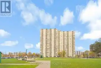 320 Dixon Road Unit# 810, Toronto (Kingsview Village-The Westway), Ontario M9R1S8, 3 Bedrooms Bedrooms, ,2 BathroomsBathrooms,Condo,For Sale,Dixon,W10441216