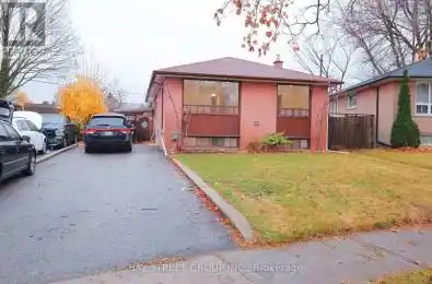 27 Manorwood Road Toronto (Bendale) Ontario M1P4G8