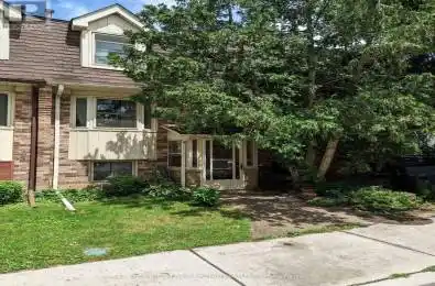 106 Torbrick Road Toronto (Greenwood-Coxwell) Ontario M4J4Z5