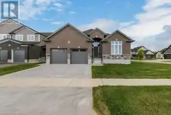 705 HOLLINGER Drive, Listowel, Ontario N4W3V2, 6 Bedrooms Bedrooms, ,3 BathroomsBathrooms,All Houses,For Sale,HOLLINGER,40680262