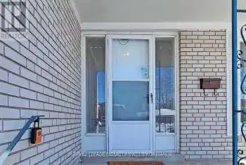 17 Baroness Crescent Unit# Upper, Toronto (Don Valley Village), Ontario M2J3K4, 3 Bedrooms Bedrooms, ,2 BathroomsBathrooms,All Houses,For Rent,Baroness,C10463655