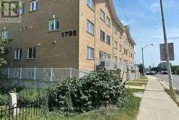 1795 Markham Road Unit# 210, Toronto (Malvern), Ontario M1B2Z7, 2 Bedrooms Bedrooms, ,2 BathroomsBathrooms,All Houses,For Rent,Markham,E11823437