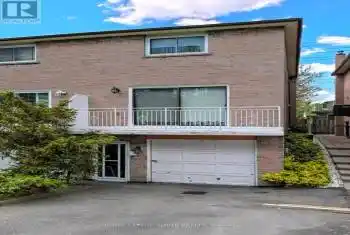 8 Outlook Garden Boulevard, Toronto (Rockcliffe-Smythe), Ontario M6N4Z4, 3 Bedrooms Bedrooms, ,2 BathroomsBathrooms,All Houses,For Sale,Outlook Garden,W11823878