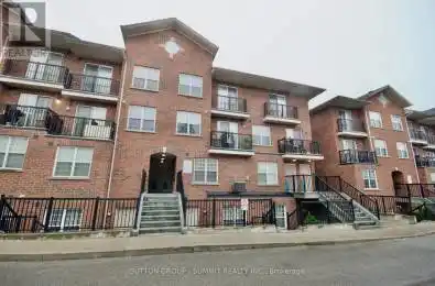 25 Strangford Lane Unit# 201 Toronto (Clairlea-Birchmount) Ontario M1L