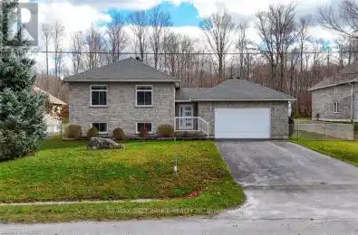 18 WALKER Way South Bruce Peninsula Ontario N0H2G0