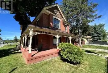 228 BAYFIELD Street, Barrie (Bayfield), Ontario L4M3B7, 2 Bedrooms Bedrooms, ,1 BathroomBathrooms,All Houses,For Rent,BAYFIELD,S11882226