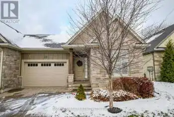 15 Jacob Common, St. Catharines (437 - Lakeshore), Ontario L2N6J3, 3 Bedrooms Bedrooms, ,3 BathroomsBathrooms,Commercial,For Sale,Jacob Common,X11884069