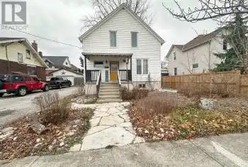 112 COLLEGE Avenue, Sarnia, Ontario N7T2Z3, 3 Bedrooms Bedrooms, ,2 BathroomsBathrooms,All Houses,For Sale,COLLEGE,24029190