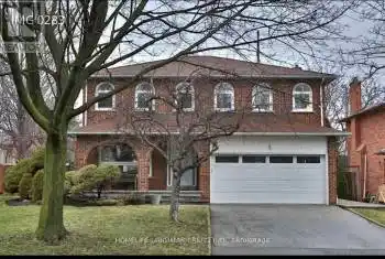 1608 Sherwood Forrest Circle, Mississauga (Sheridan), Ontario L5K2G7, 4 Bedrooms Bedrooms, ,3 BathroomsBathrooms,All Houses,For Rent,Sherwood Forrest,W11891487