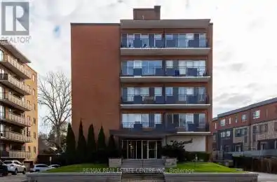 371 Lakeshore Road Unit# 401 Mississauga (Port Credit) Ontario L5H1H4