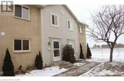 65 Dorchester Boulevard Unit# 44 St. Catharines (444 - Carlton/Bunting