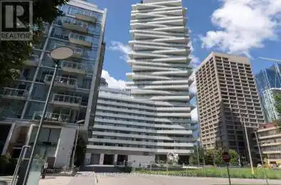 15 Queens Quay Unit# 3305 Toronto (Waterfront Communities) Ontario M5E