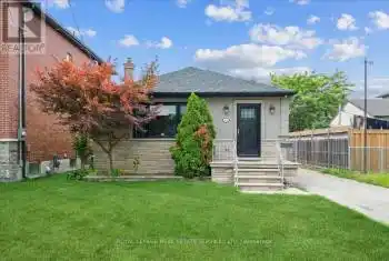 14 Ramsbury Road, Toronto (Islington-City Centre West), Ontario M8Z4V3, 2 Bedrooms Bedrooms, ,1 BathroomBathrooms,All Houses,For Rent,Ramsbury,W11904414