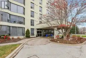 81 Scott Street Unit# 1004, St. Catharines (443 - Lakeport), Ontario L2N7L5, 2 Bedrooms Bedrooms, ,1 BathroomBathrooms,Condo,For Sale,Scott,X11905260