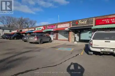 633 Pharmacy Avenue Toronto (Clairlea-Birchmount) Ontario M1L3H3