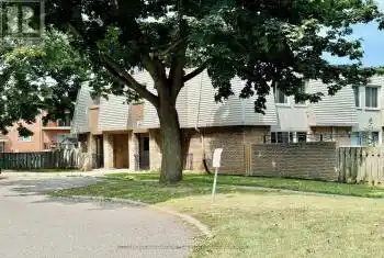 17 Old Pine Trail Unit# 149, St. Catharines (444 - Carlton/Bunting), Ontario L2M6P9, 2 Bedrooms Bedrooms, ,1 BathroomBathrooms,All Houses,For Sale,Old Pine,X11915076