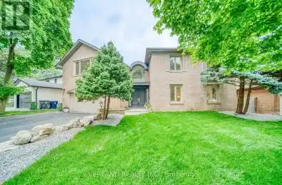 8 Elliotwood Court Toronto (St. Andrew-Windfields) Ontario M2L2P9