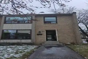 24 Guildford Crescent, Brampton (Central Park), Ontario L6S3K2, 4 Bedrooms Bedrooms, ,3 BathroomsBathrooms,All Houses,For Rent,Guildford,W11919596