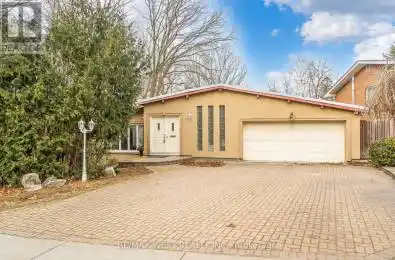 6 Olsen Drive Toronto (Parkwoods-Donalda) Ontario M3A3J2