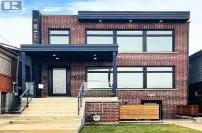 291 Gilbert Avenue Toronto (Caledonia-Fairbank) Ontario M6E4W8