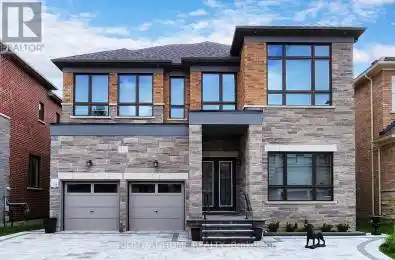 216 Sunset Vista Court Aurora (Aurora Estates) Ontario L4G3Y1