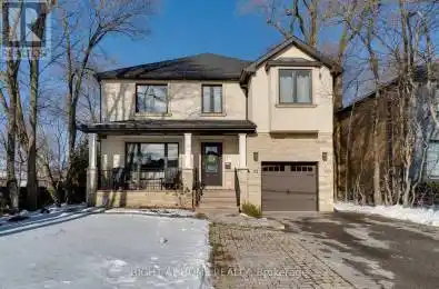 92 Ridgevale Drive Toronto (Englemount-Lawrence) Ontario M6A1L3