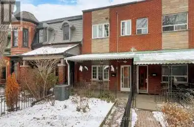 28 Fennings Street Toronto (Trinity-Bellwoods) Ontario M6J3B8